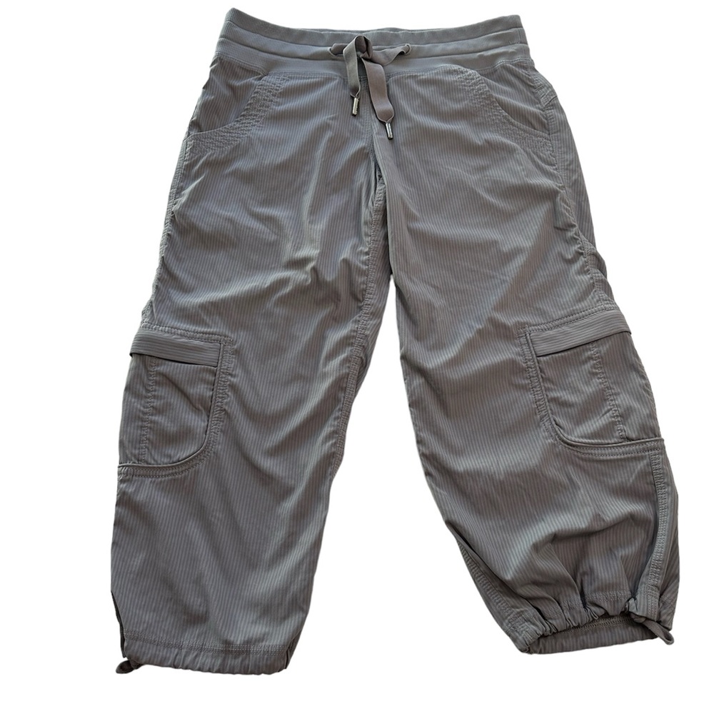 Lululemon Yoga Camp Crop Cargo Pants Fossil Gray Women’s Size 4 - Picture 6 of 16